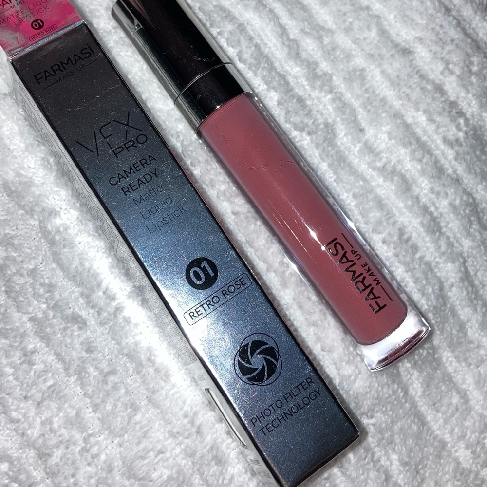 Matte liquid lipsticks